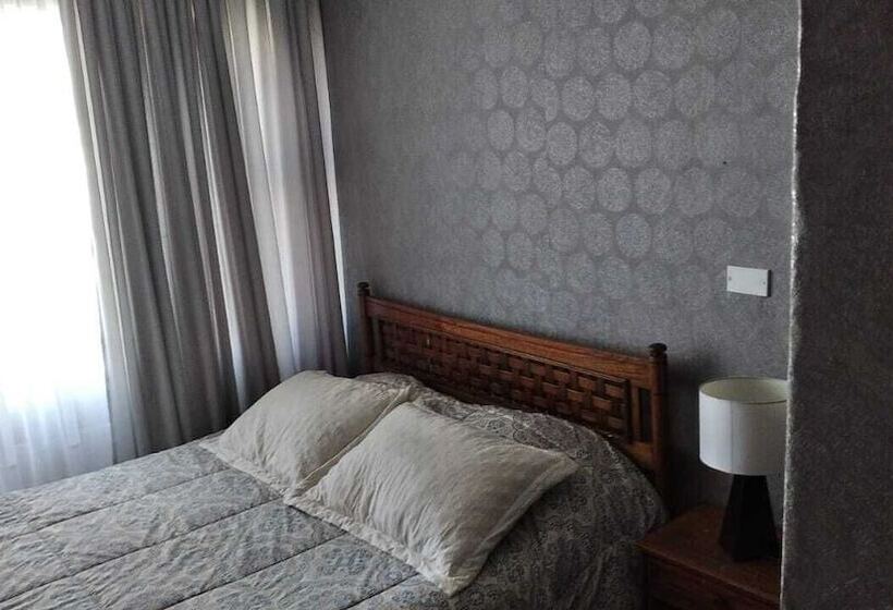 Standart Oda, Cruz Del Sur