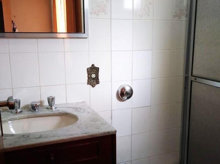 Номер Deluxe, Girardelli