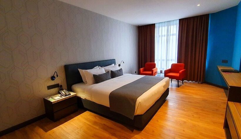 חדר קלאב עם מיטת קינג, Trove Johor Bahru