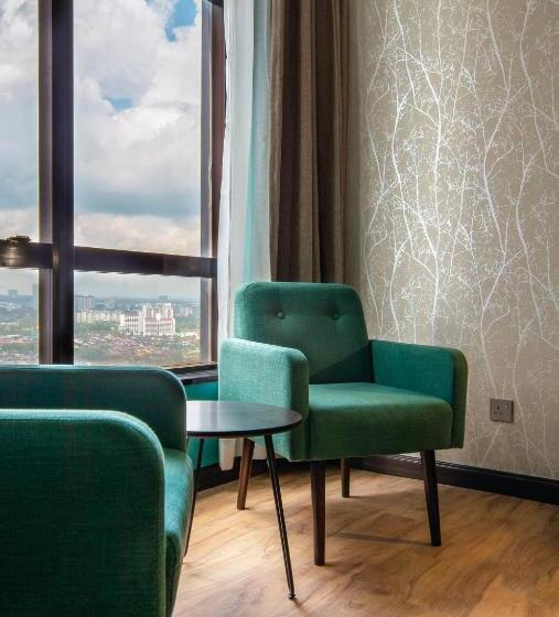 스탠다드 룸 킹사이즈 침대, Trove Johor Bahru