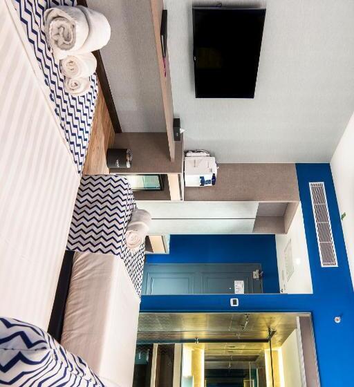 חדר דלוקס, Trove Johor Bahru