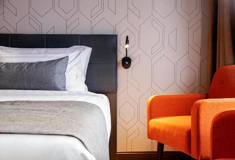 חדר קלאב עם מיטת קינג, Trove Johor Bahru