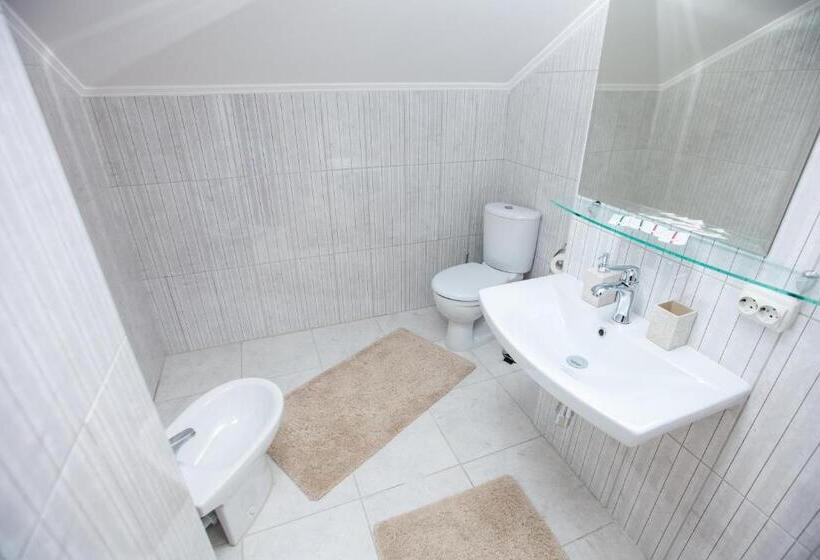 سوییت جونیور, Zdybanka