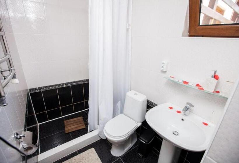 سوئیت جونیور با تراس, Zdybanka