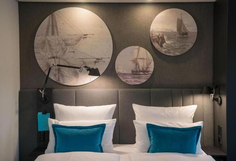 غرفة قياسية سرير كينج, Motel One Lübeck