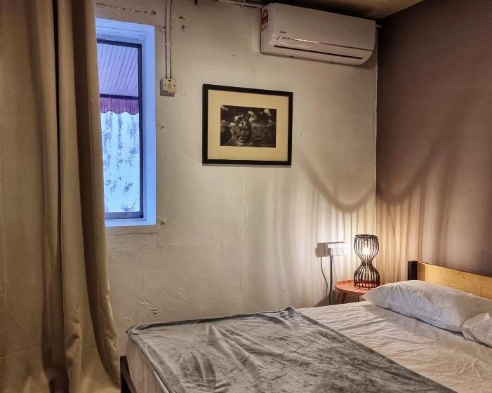 Quarto Deluxe, Treehouse Hostel