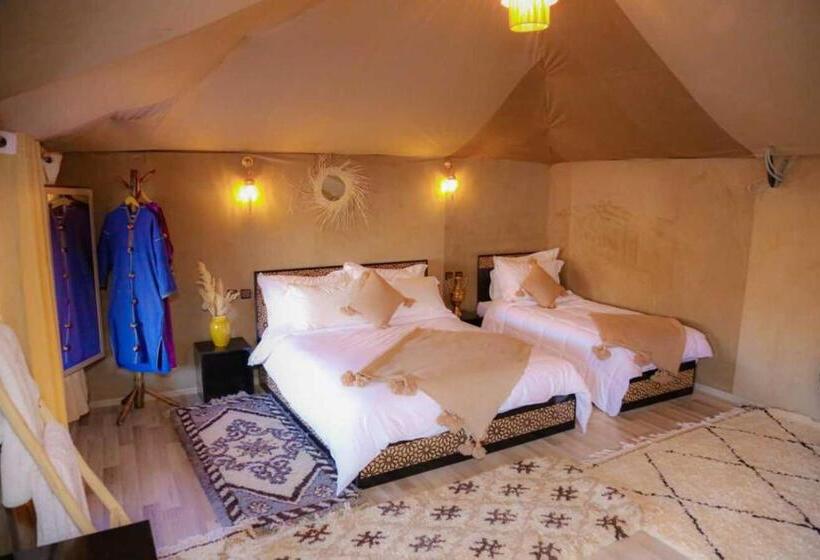 چادر با خدمات رفاهی استاندارد, Riadsuerteloca Merzouga