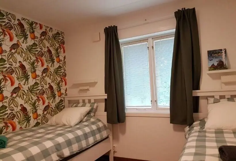 Comfort-huoneisto 2 Makuuhuonetta, Den Sovande älgen