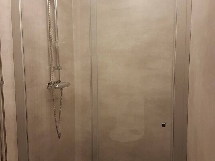 Студия Стандарт, Den Sovande älgen