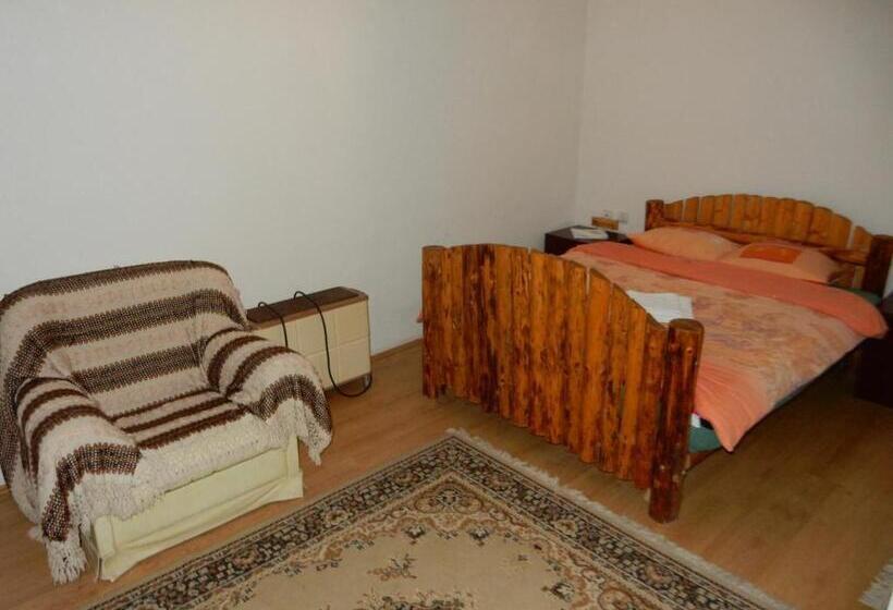 اتاق استاندارد سه نفره, Panorama Lomnica