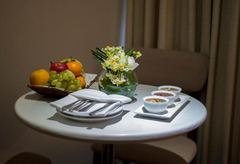 سوییت سوپریور, Dgates