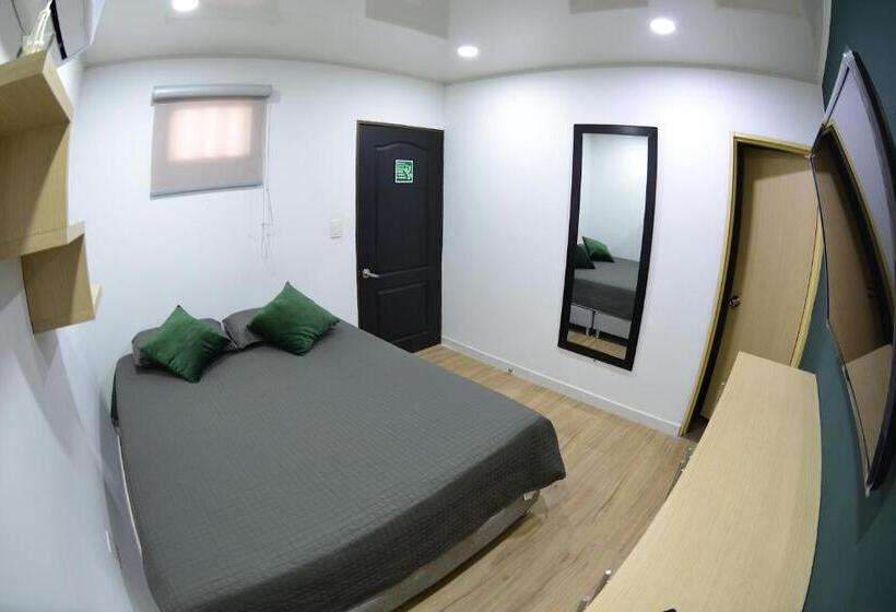 سوییت لوکس, La Hermosa