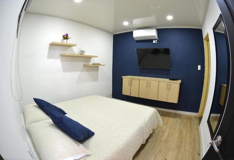 سوییت لوکس, La Hermosa