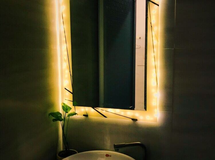 اتاق استاندارد چهار تخته, Lighthouse Homestay Vũng Tàu