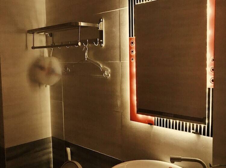 اتاق لوکس, Lighthouse Homestay Vũng Tàu