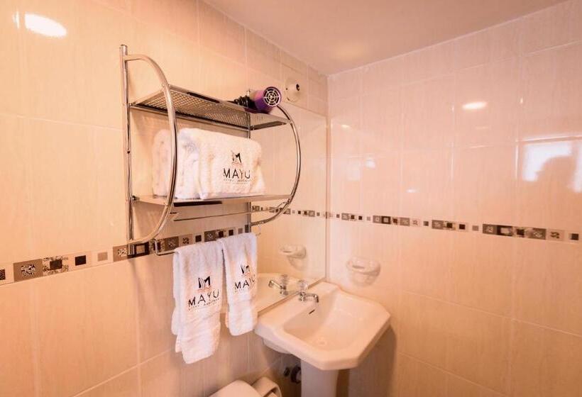 اتاق استاندارد سه نفره, Mayu Boutique