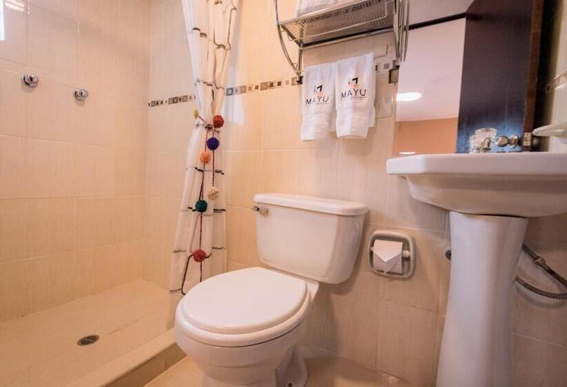 سوئیت جونیور با چشمانداز کوهستان, Mayu Boutique