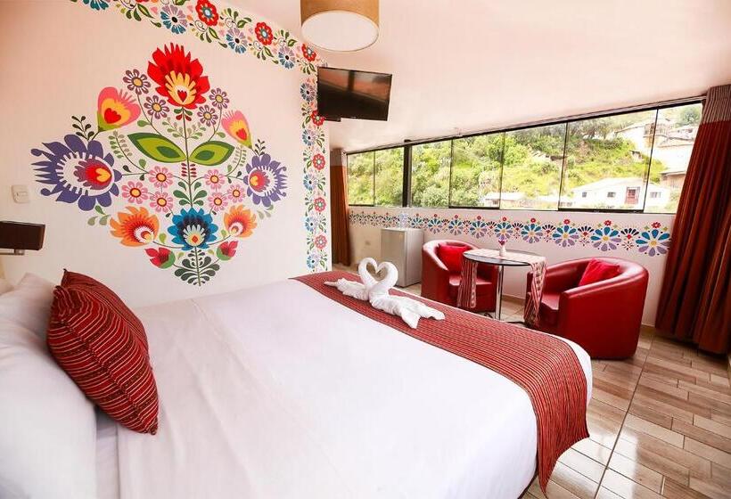 سوئیت جونیور با چشمانداز کوهستان, Mayu Boutique