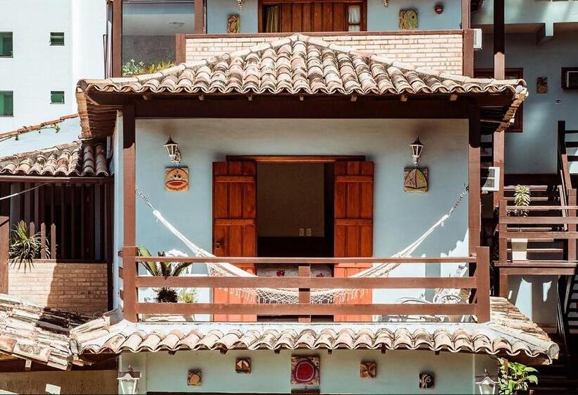 Quarto Quadruple Standart com Varanda, Pousada Alice