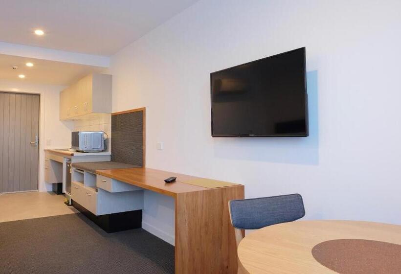 اتاق استاندارد با تخت بزرگ, Stopforths Motel