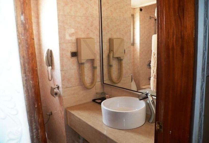 اتاق استاندارد یک نفره, Talotel