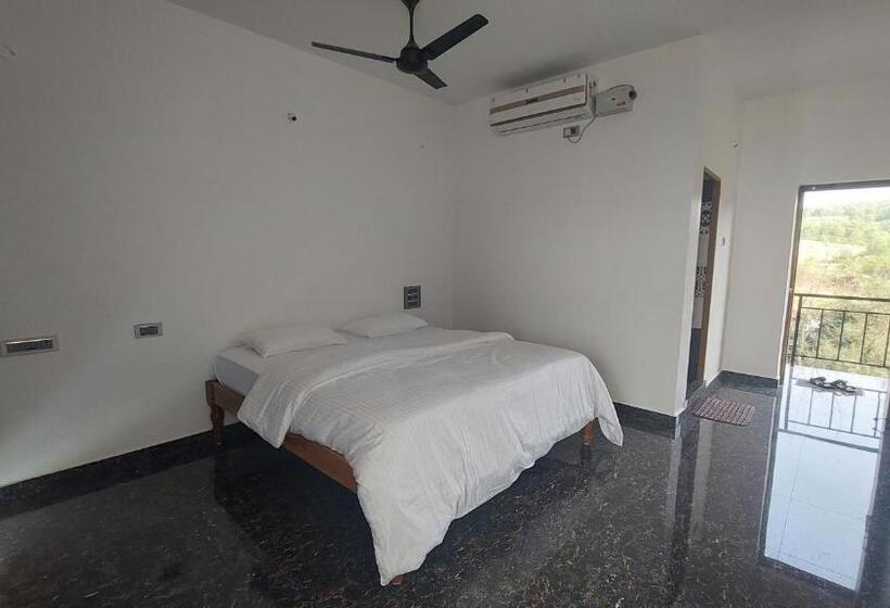 اتاق استاندارد با تخت بزرگ, Hostelife Gokarna
