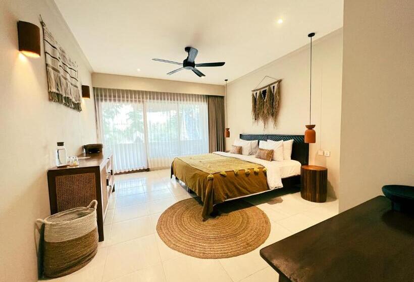 חדר דלוקס עם מרפסת, Rascals Hotel Adults Only