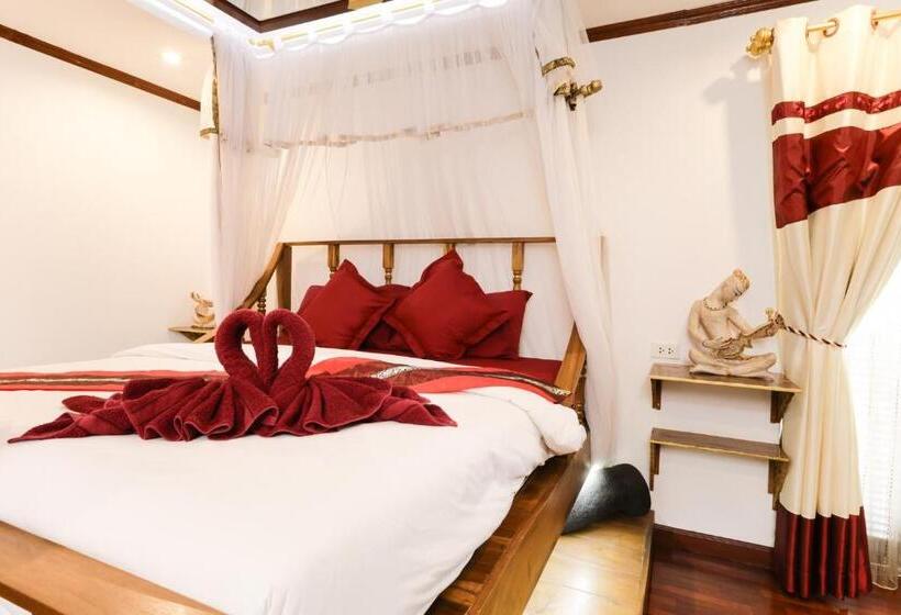 اتاق استاندارد, Olivier Boutique