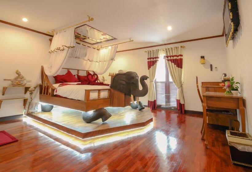 اتاق استاندارد, Olivier Boutique