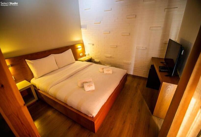 اتاق لوکس, Restorant Delisia