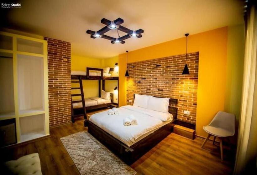 سوییت خانوادگی, Restorant Delisia