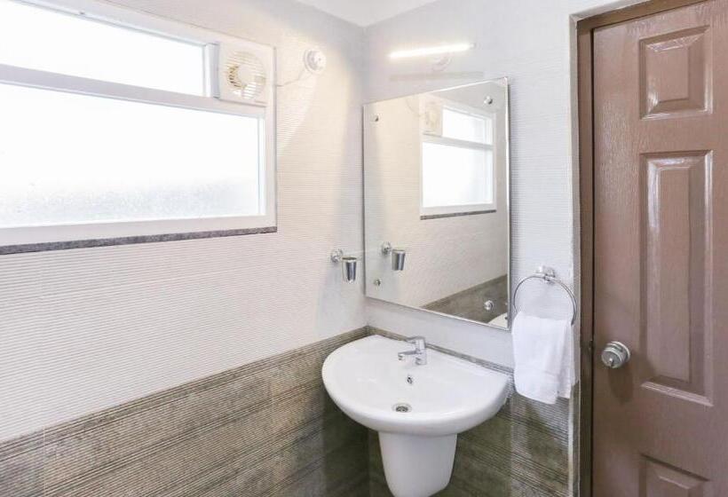 Номер Стандарт, Treebo Sandpipers Kushalnagar