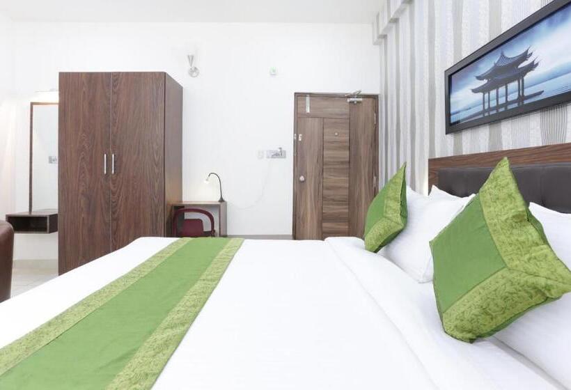 Номер Superior, Treebo Sandpipers Kushalnagar