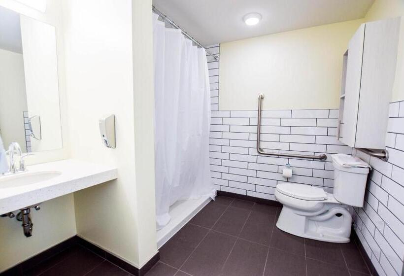 Deluxe Room, United College