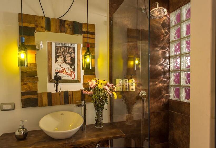 اتاق استاندارد, Winebox Valparaiso