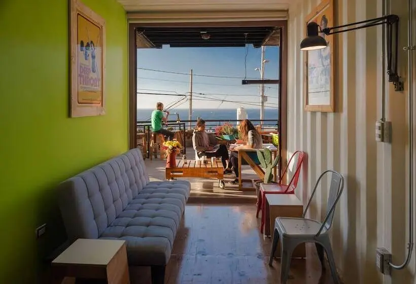 اتاق استاندارد, Winebox Valparaiso