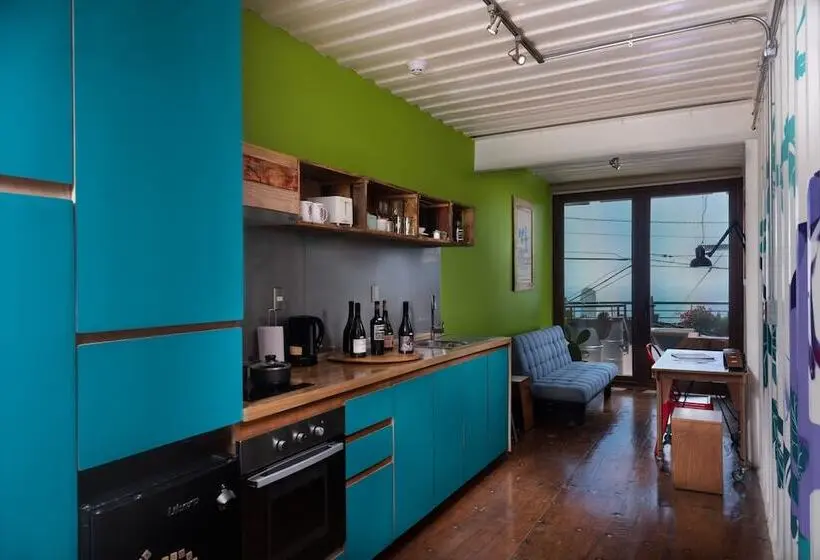 اتاق استاندارد, Winebox Valparaiso