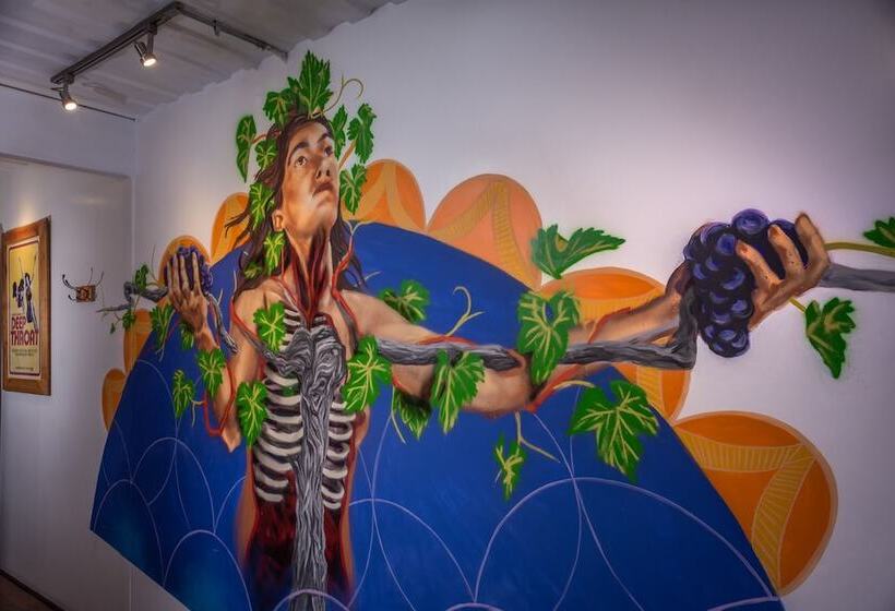 اتاق استاندارد, Winebox Valparaiso