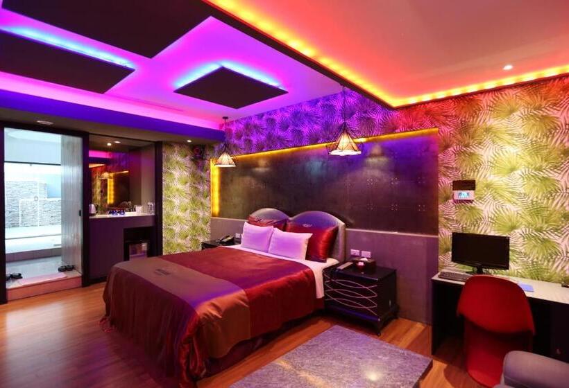 اتاق استاندارد, Yosemite Motel Chunghua Branch