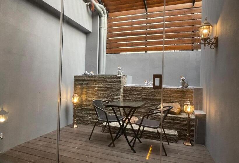 اتاق استاندارد با تخت بزرگ, Yosemite Motel Chunghua Branch