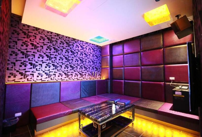 اتاق لوکس, Yosemite Motel Chunghua Branch