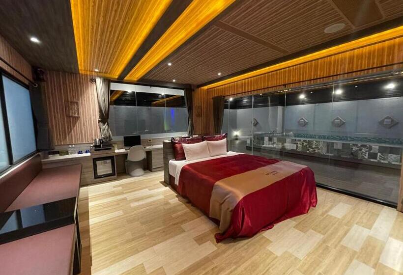 اتاق سوپریور, Yosemite Motel Chunghua Branch