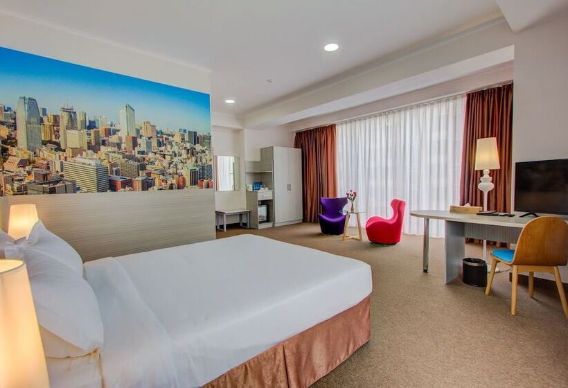 اتاق لوکس, Bridges