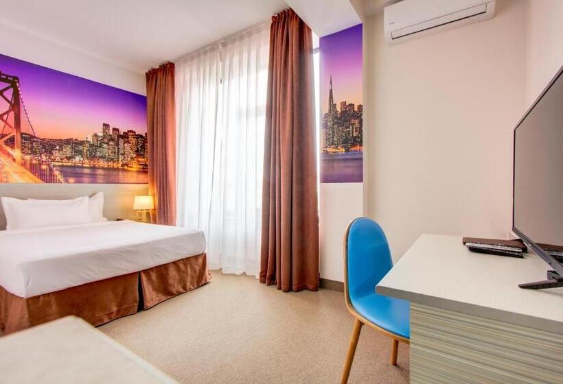 اتاق استاندارد یک نفره, Bridges