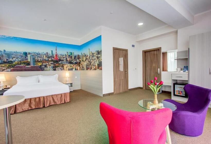 اتاق لوکس, Bridges