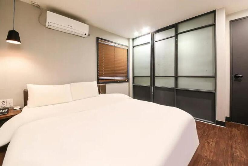 Номер Стандарт, No 25 Hotel Gwangan