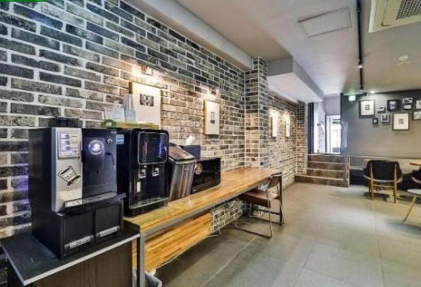 اتاق لوکس, No 25 Hotel Gwangan