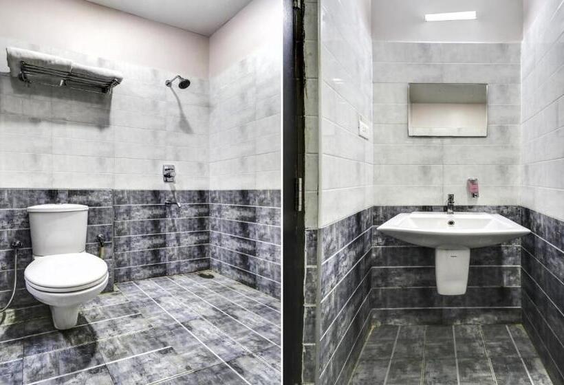 Chambre Standard, Treebo Sahara Suites