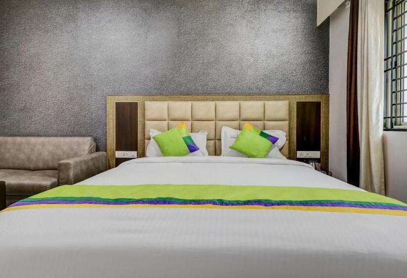 Chambre Standard, Treebo Sahara Suites