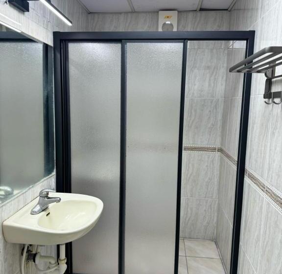 Номер Стандарт Совместная Ванная, I Live Motel